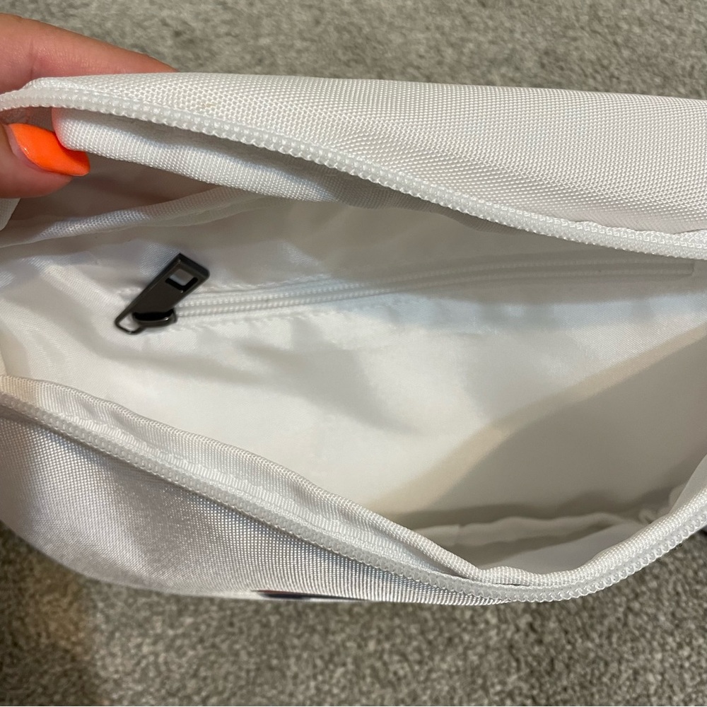 File Fanny Pack - Picture 4 of 5